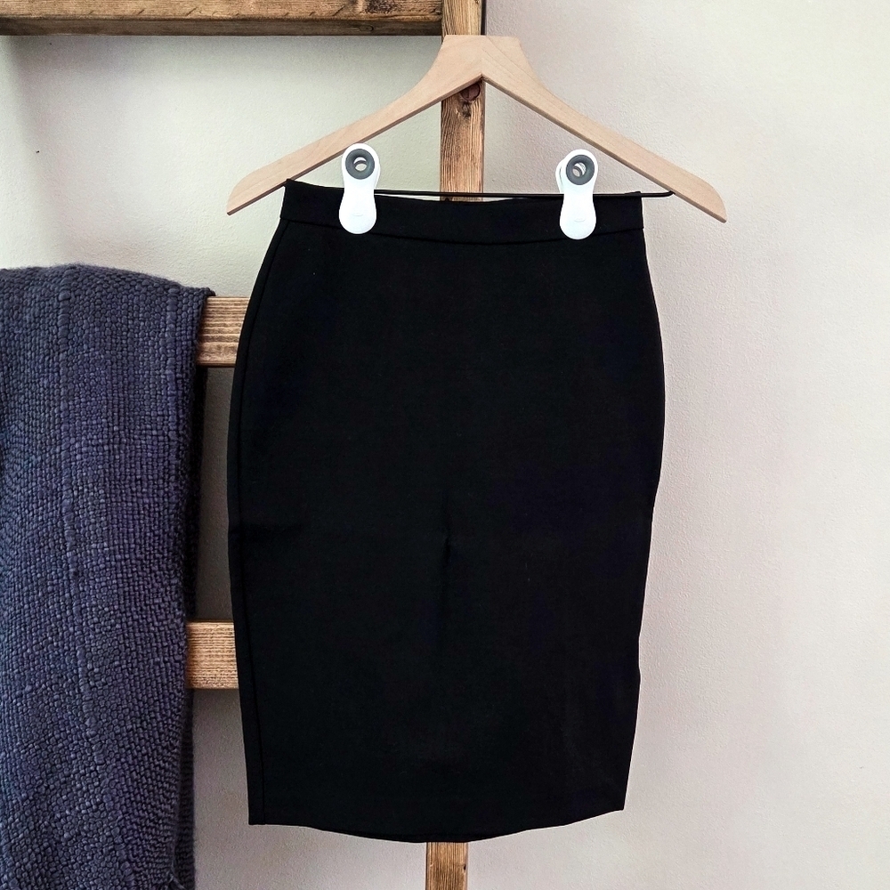 Eileen Fisher Tencil Black Pencil Skirt– Size PP/XS (NWT)